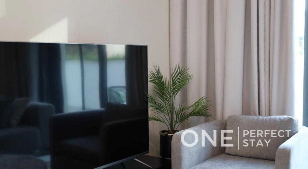 Elegant 2 Bedrom At Azizi Greenfield Apartment Dubai